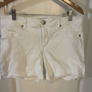 1822 Denim Women's Cream Jean Shorts